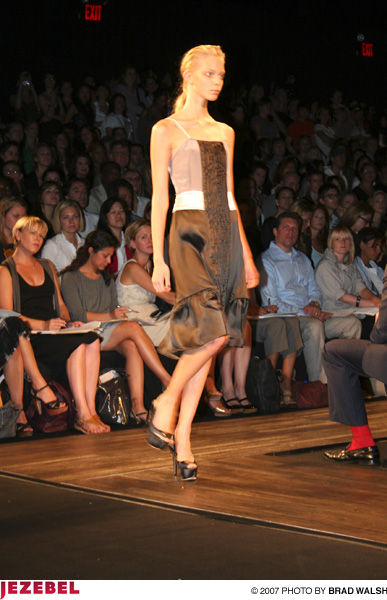 Illustration for article titled Max Azria Spring/Summer '09 Show & Scene
